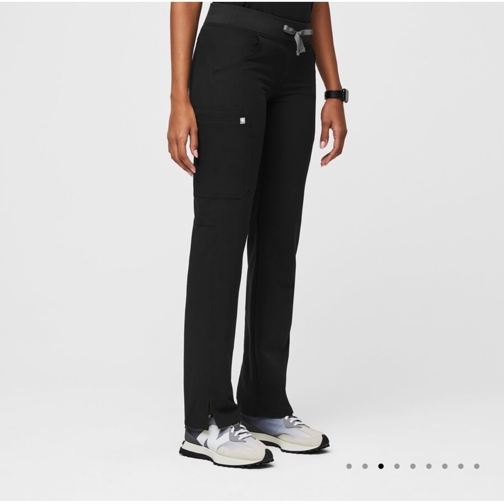 COPY - FIGS scrub pants